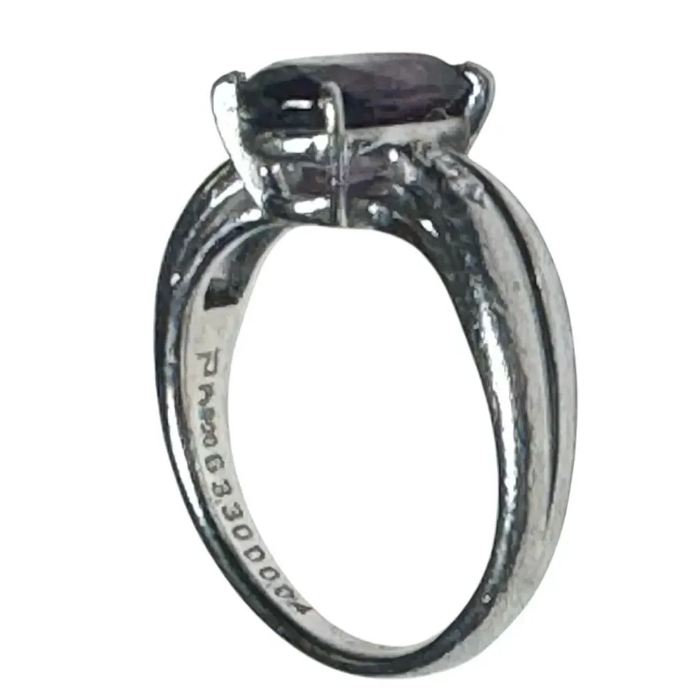 Natural 3.3 Carat Ruby & Four Diamonds Platinum P900 Ring